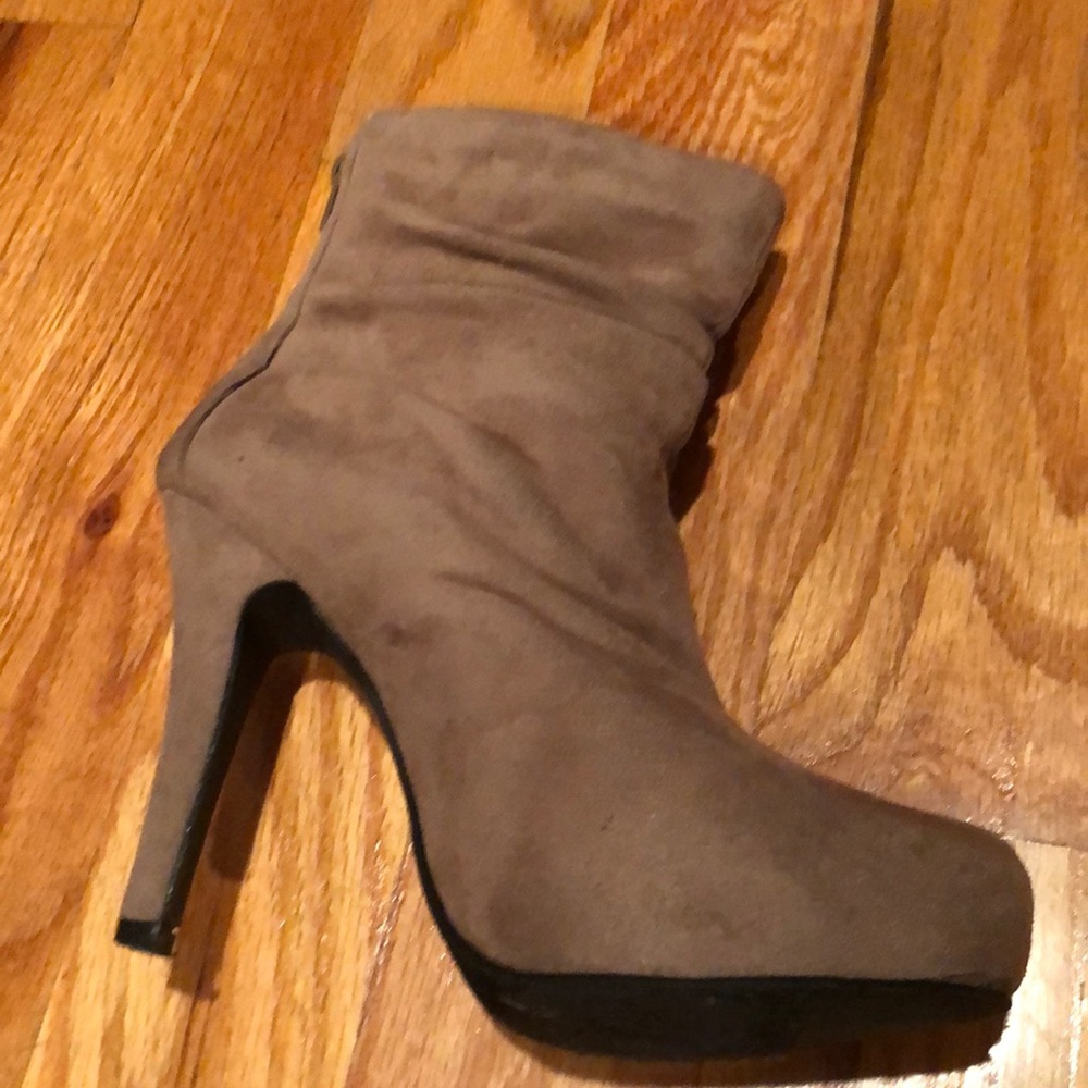 Booties - Picture 6 of 6